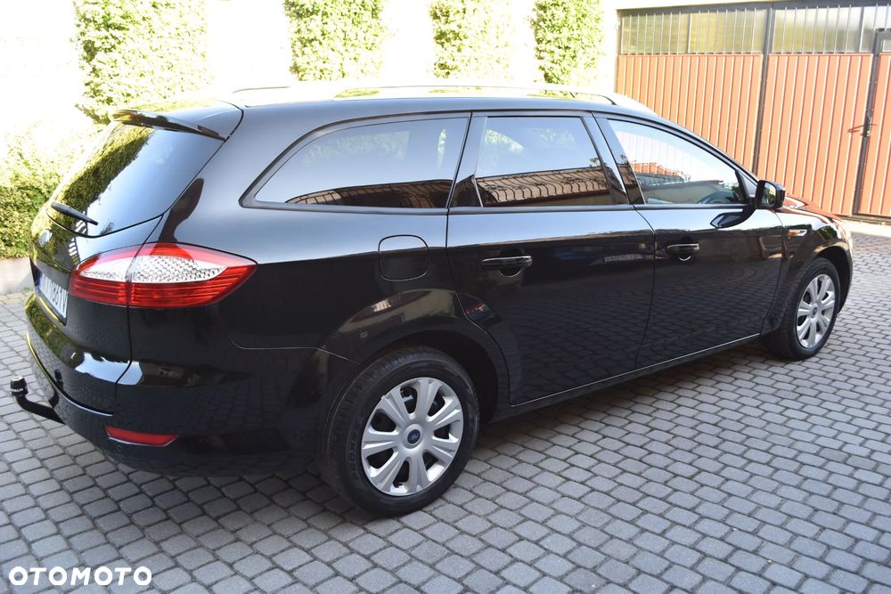 Ford Mondeo - 12