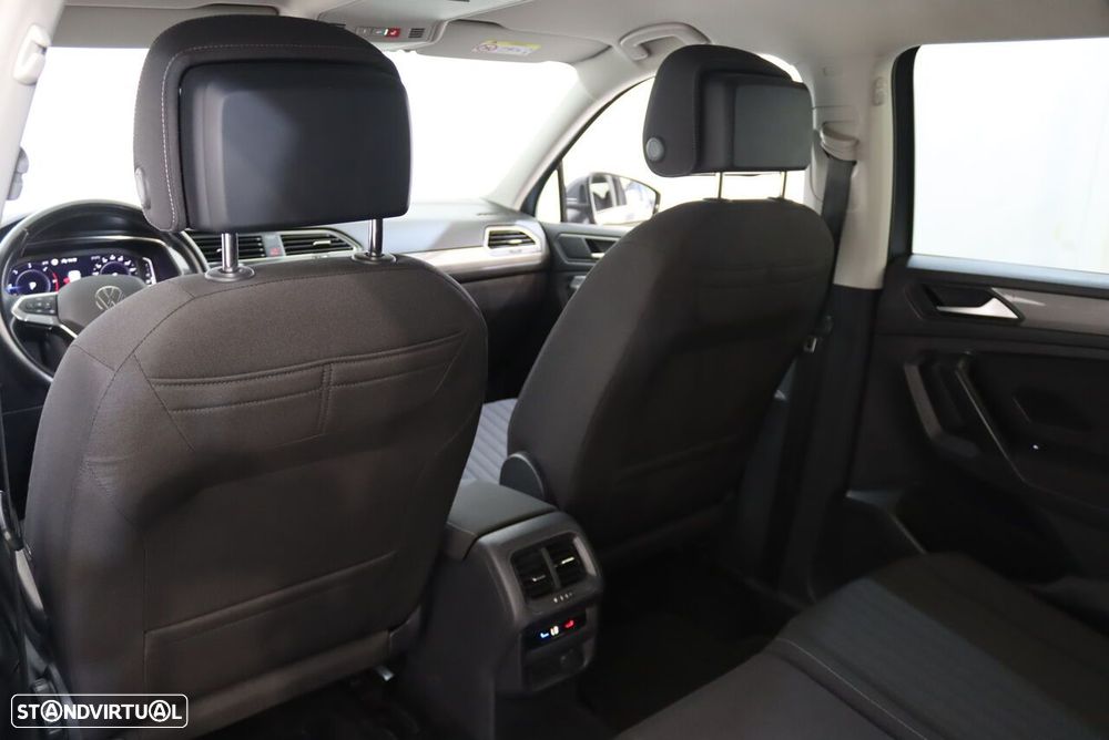 VW Tiguan Allspace 2.0 TDI Life DSG - 12