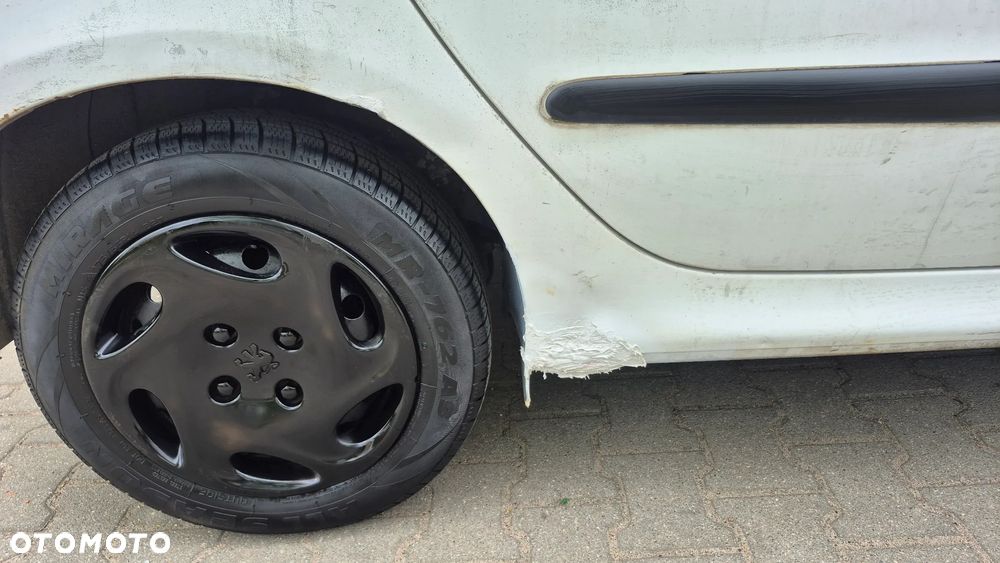 Peugeot 206 1.4 Color-Line - 11