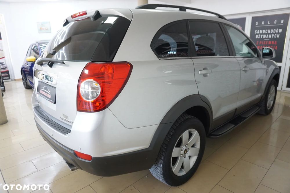 Chevrolet Captiva 2.4 2WD 5 Sitzer LS - 9