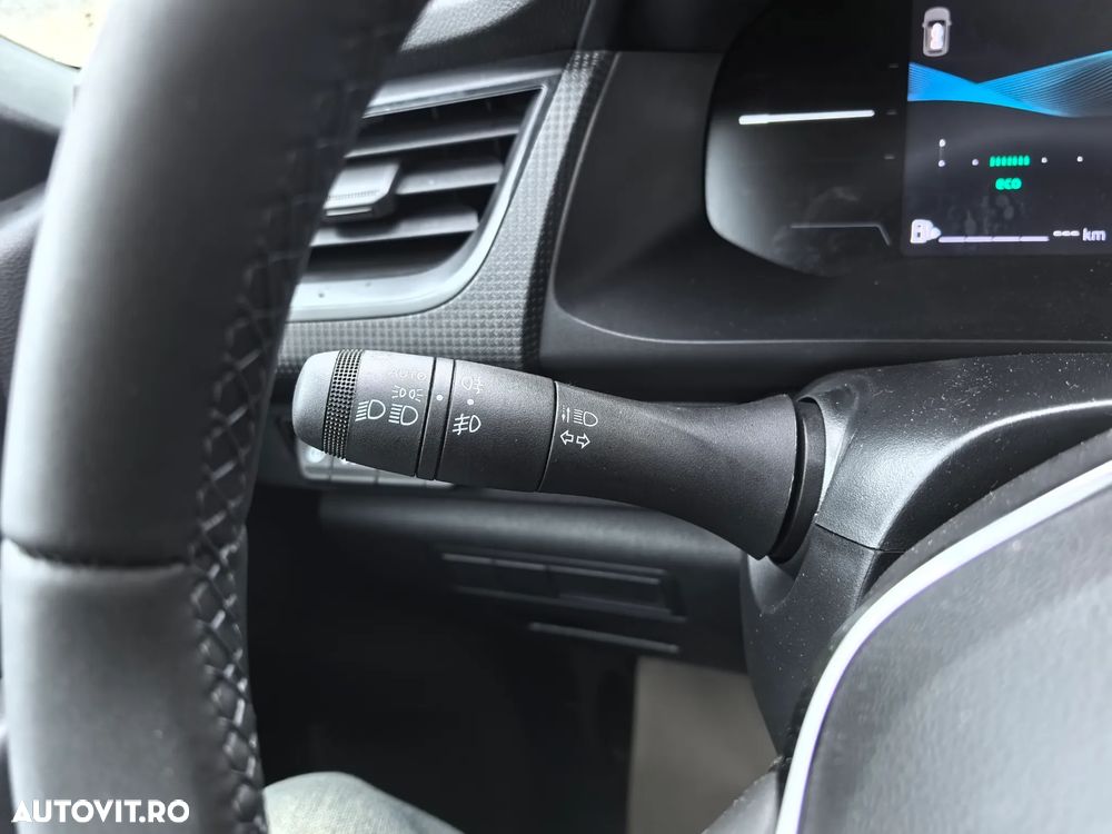 Nissan TOWNSTAR - 16