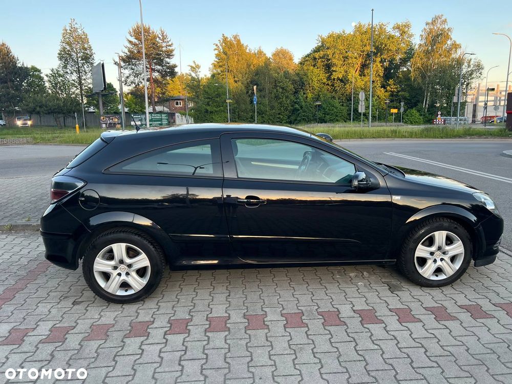 Opel Astra 1.6 Essentia - 8