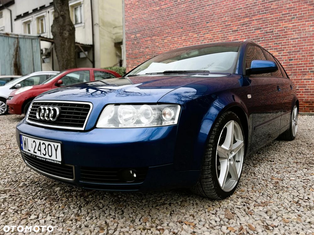 Audi A4 Avant - 32
