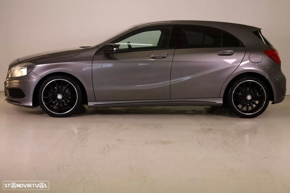 Mercedes-Benz A 200 d AMG Line - 3