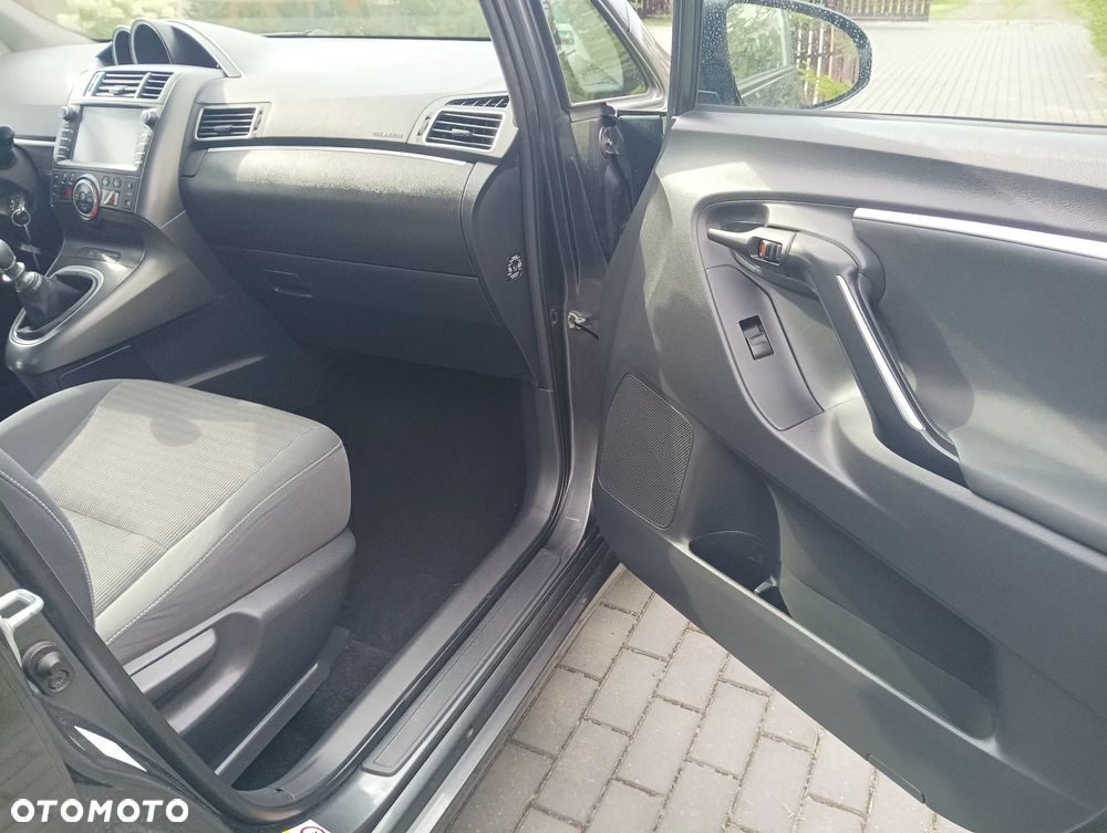 Toyota Verso 1.8 7-Sitzer Executive - 10