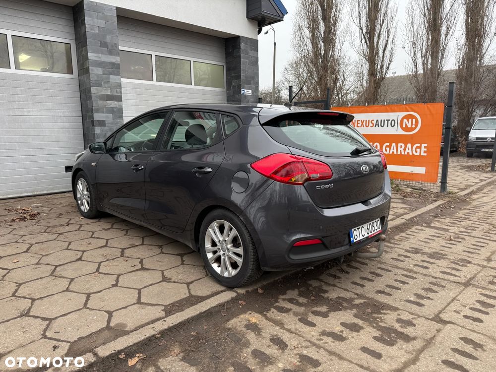 Kia Ceed 1.6 GDI S - 6