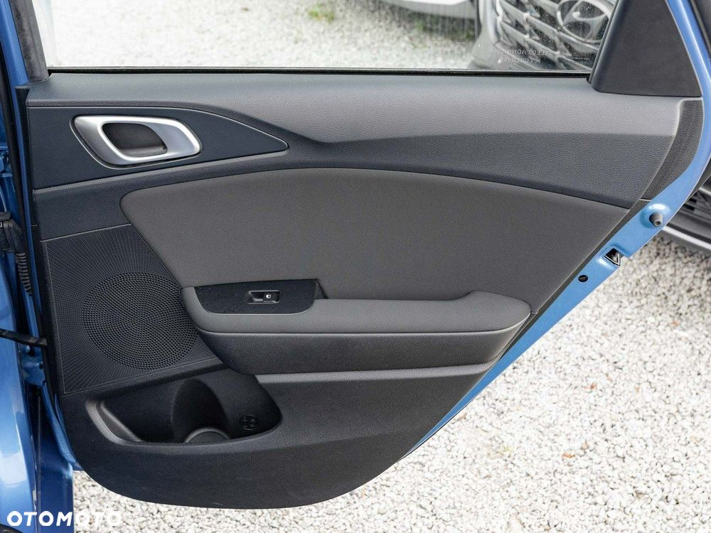 Kia Ceed 1.5 T-GDI M DCT - 29