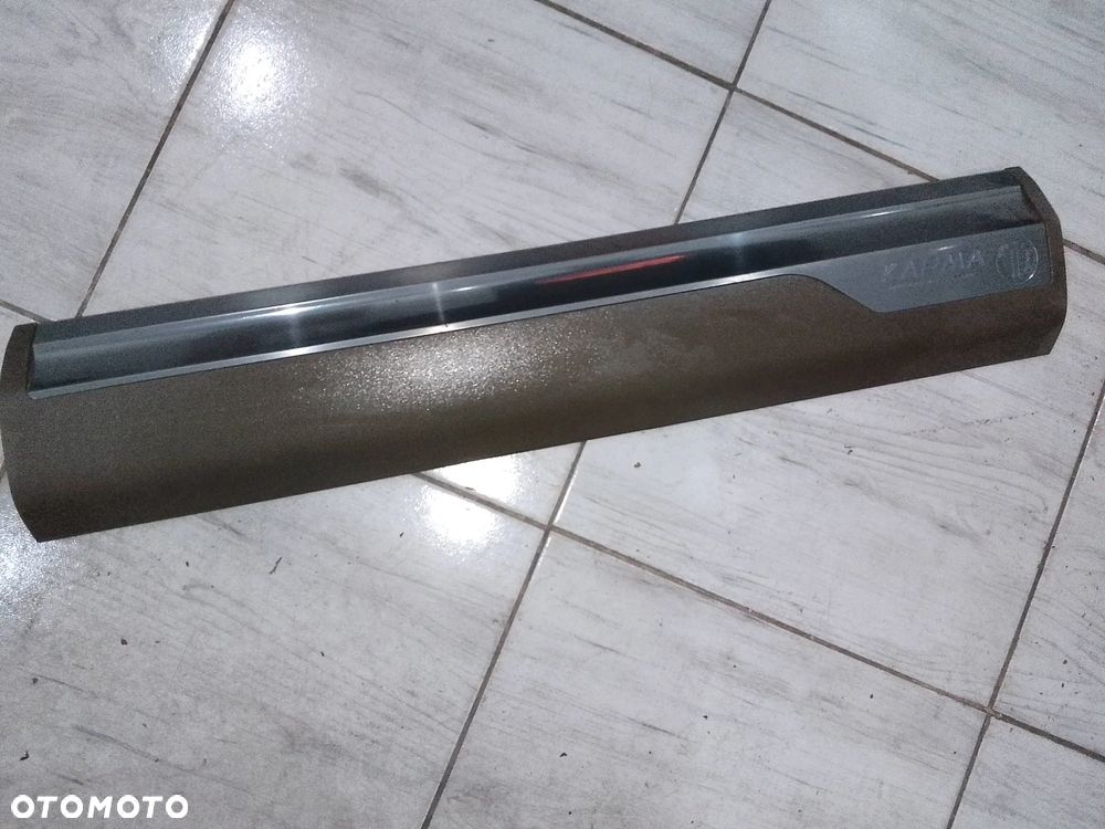 Listwa progowa lewa Fisker Karma c131144800100 - 2