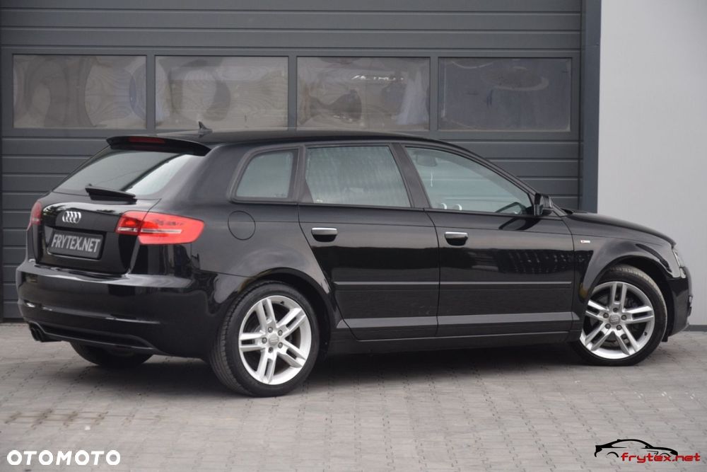 Audi A3 Sportback - 13