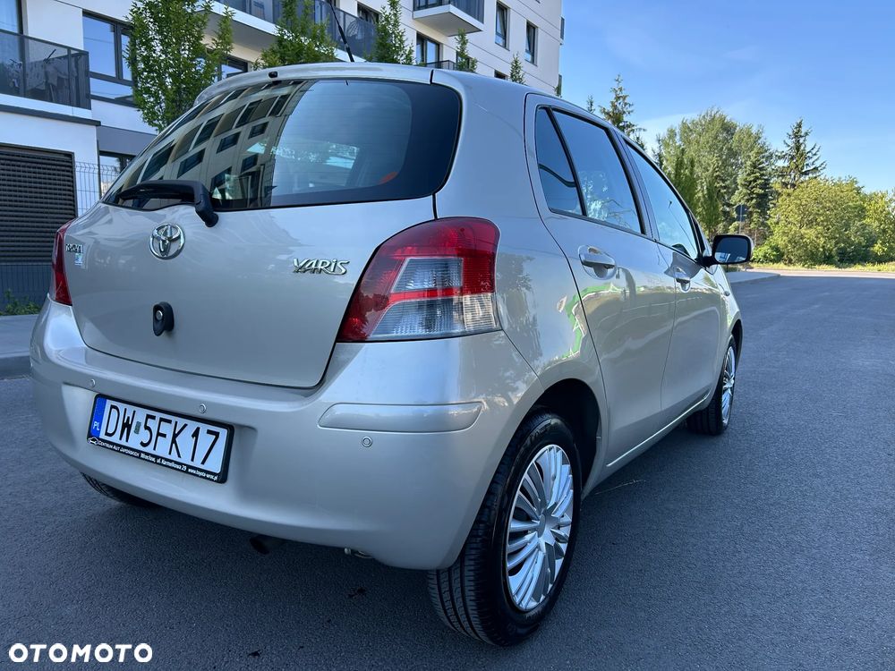Toyota Yaris 1.33 Sol - 24