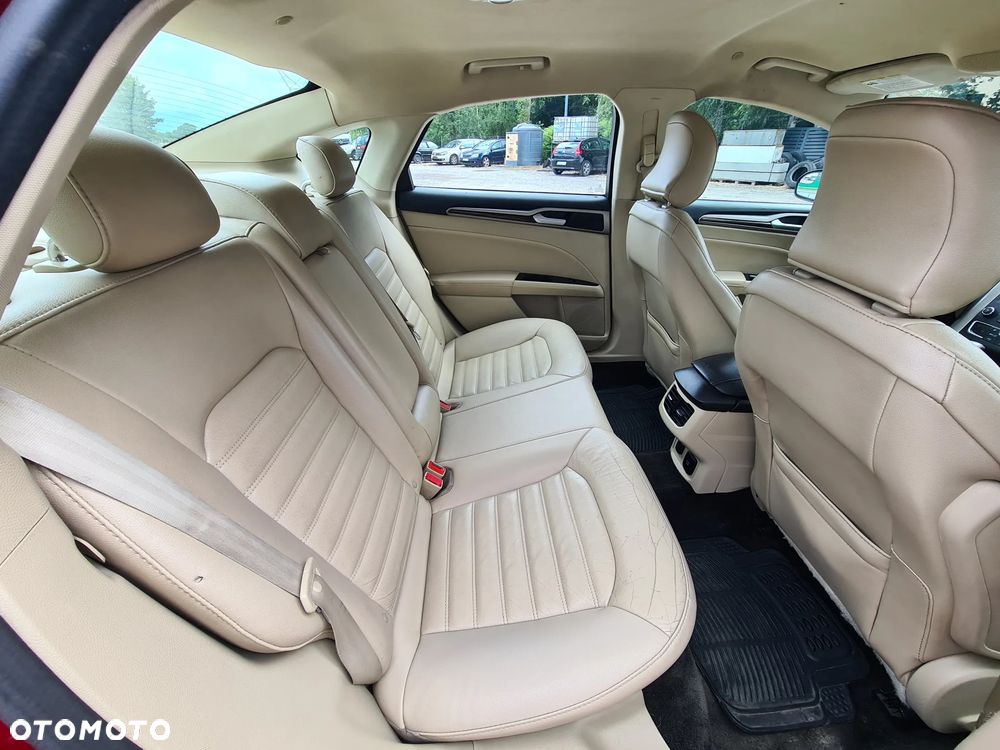Ford Mondeo 2.0 Hybrid Titanium - 22