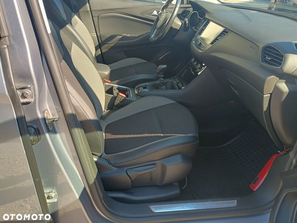 Opel Grandland X 1.2 Start/Stop Business Elegance - 14