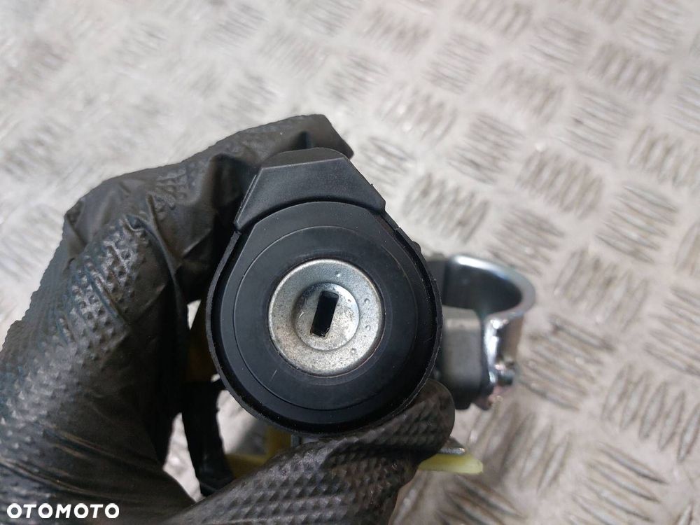 STACYJKA Z KLUCZYKIEM KIA CEED III - 7