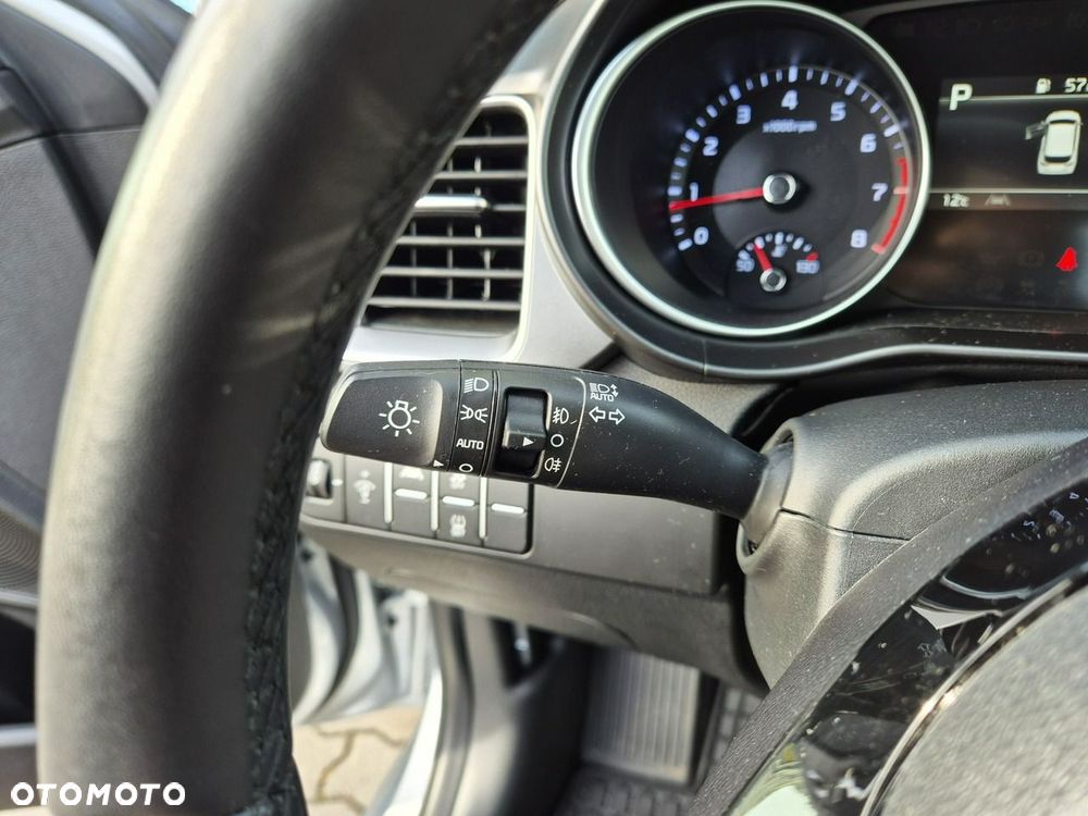 Kia Ceed 1.5 T-GDI M DCT - 17