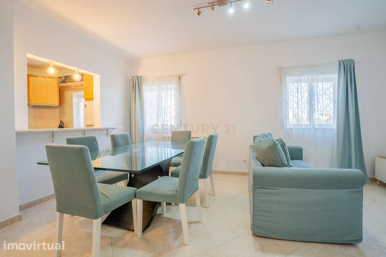 Apartamento T3 para arrendamento, mobilado em Sobreda - Grande imagem: 2/26