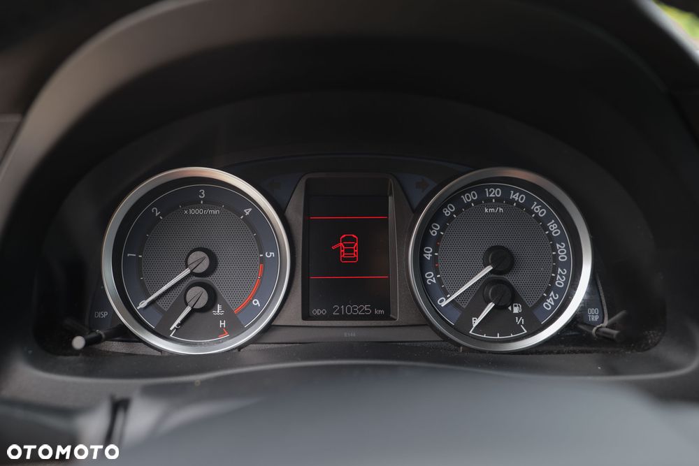 Toyota Auris - 4