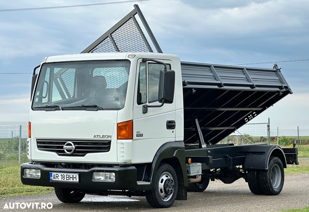 Nissan Atleon - 1