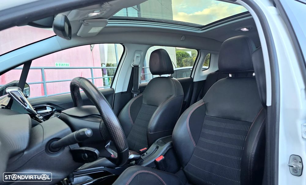 Peugeot 2008 PureTech 110 Stop&Start EAT6 GT-Line Edition - 2