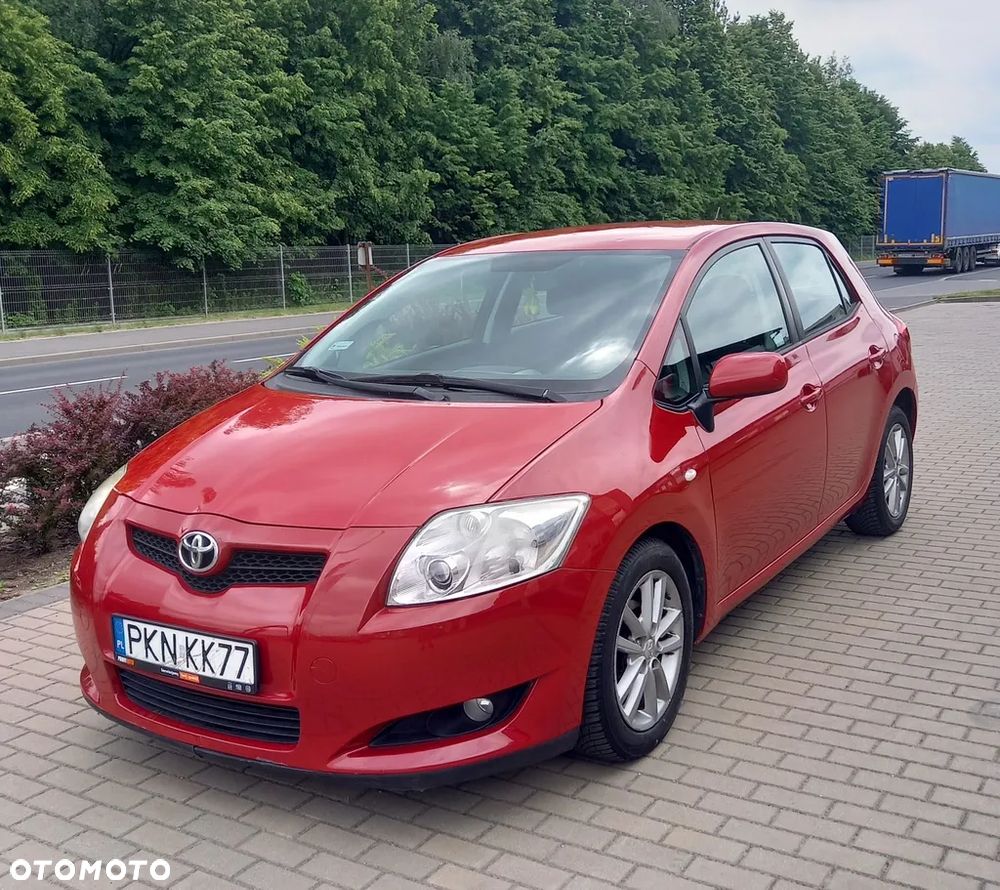 Toyota Auris 1.4 D-4D Luna - 2