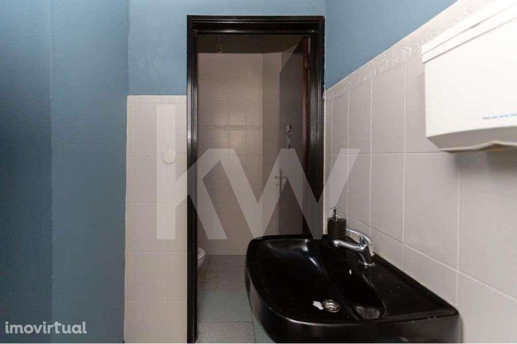 Loja para Comércio/Restaurante no Dafundo - Grande imagem: 3/12