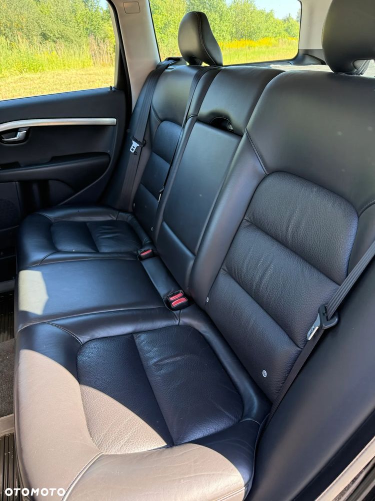 Volvo V70 2.5T Summum - 7