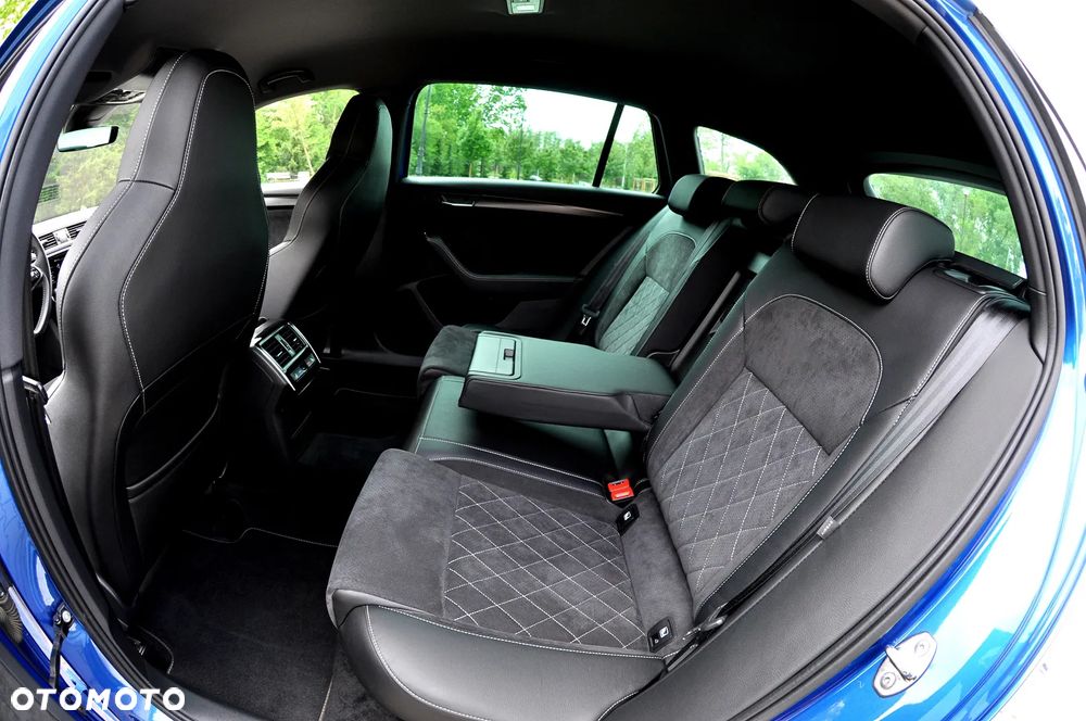 Skoda Superb 1.4 TSI Plug-In Hybrid Sportline DSG - 23