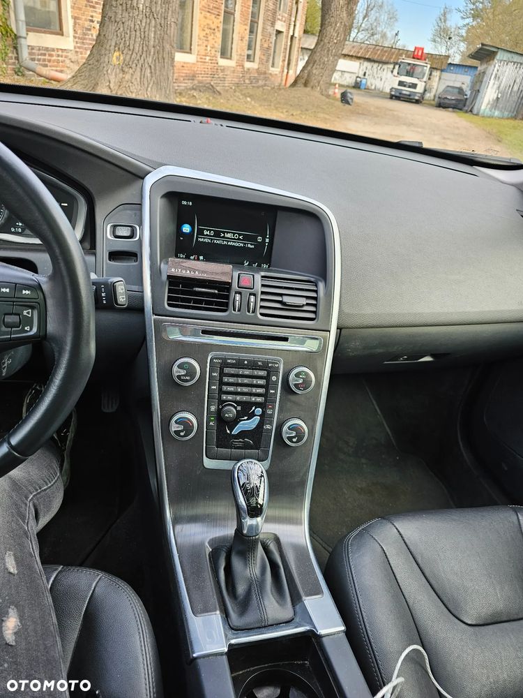 Volvo XC 60 T5 AWD Summum - 15