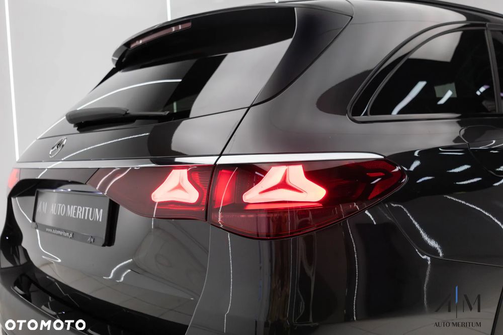 Mercedes-Benz Klasa E 220 d T 4Matic All-Terrain 9G-TRONIC - 33