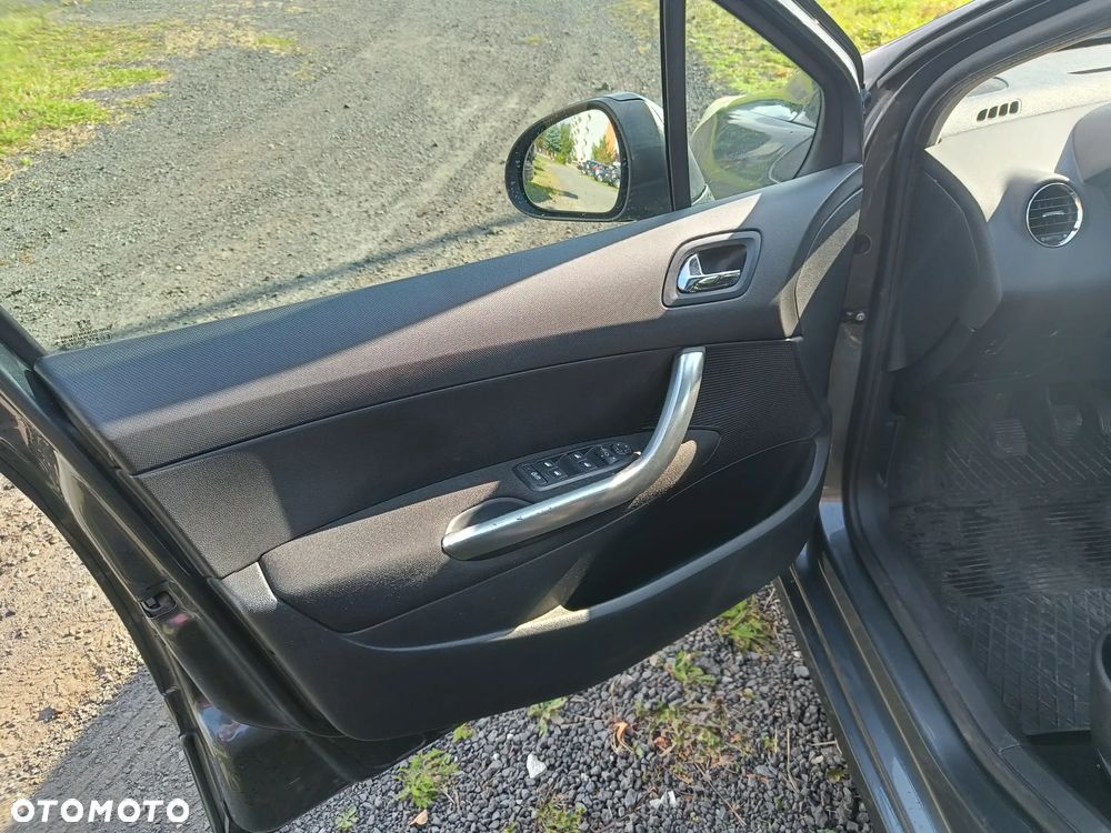 Peugeot 308 - 9