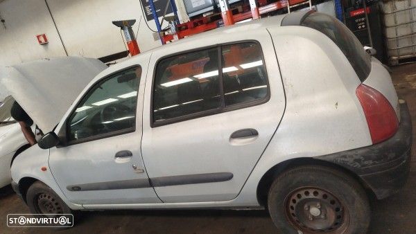 Para Peças Renault Clio Ii (Bb0/1/2_, Cb0/1/2_) - 2