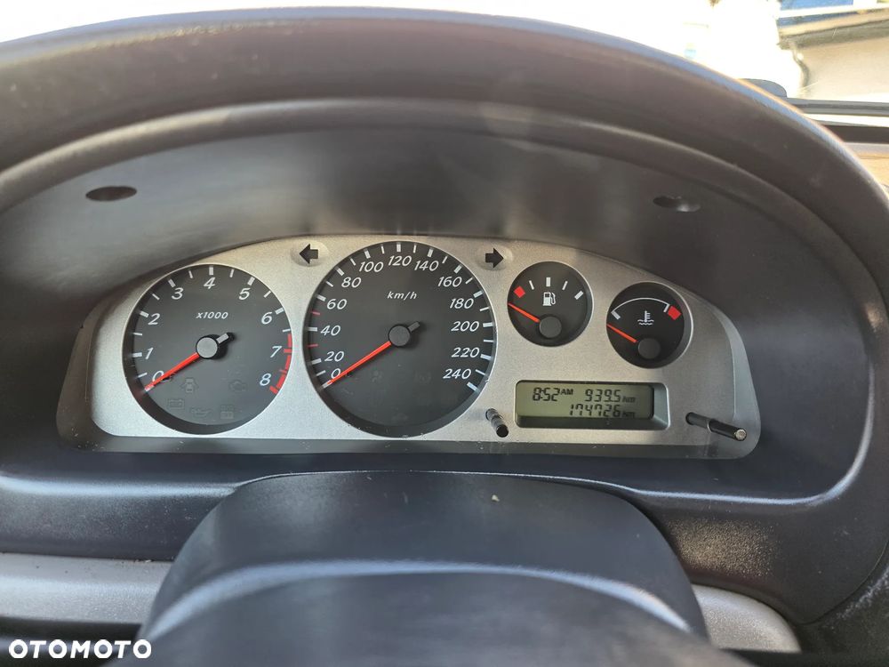 Nissan Almera 1.5 Comfort - 12