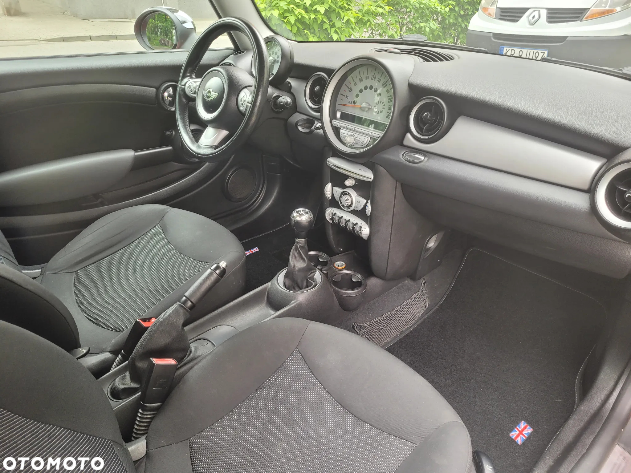 MINI ONE Standard - 10