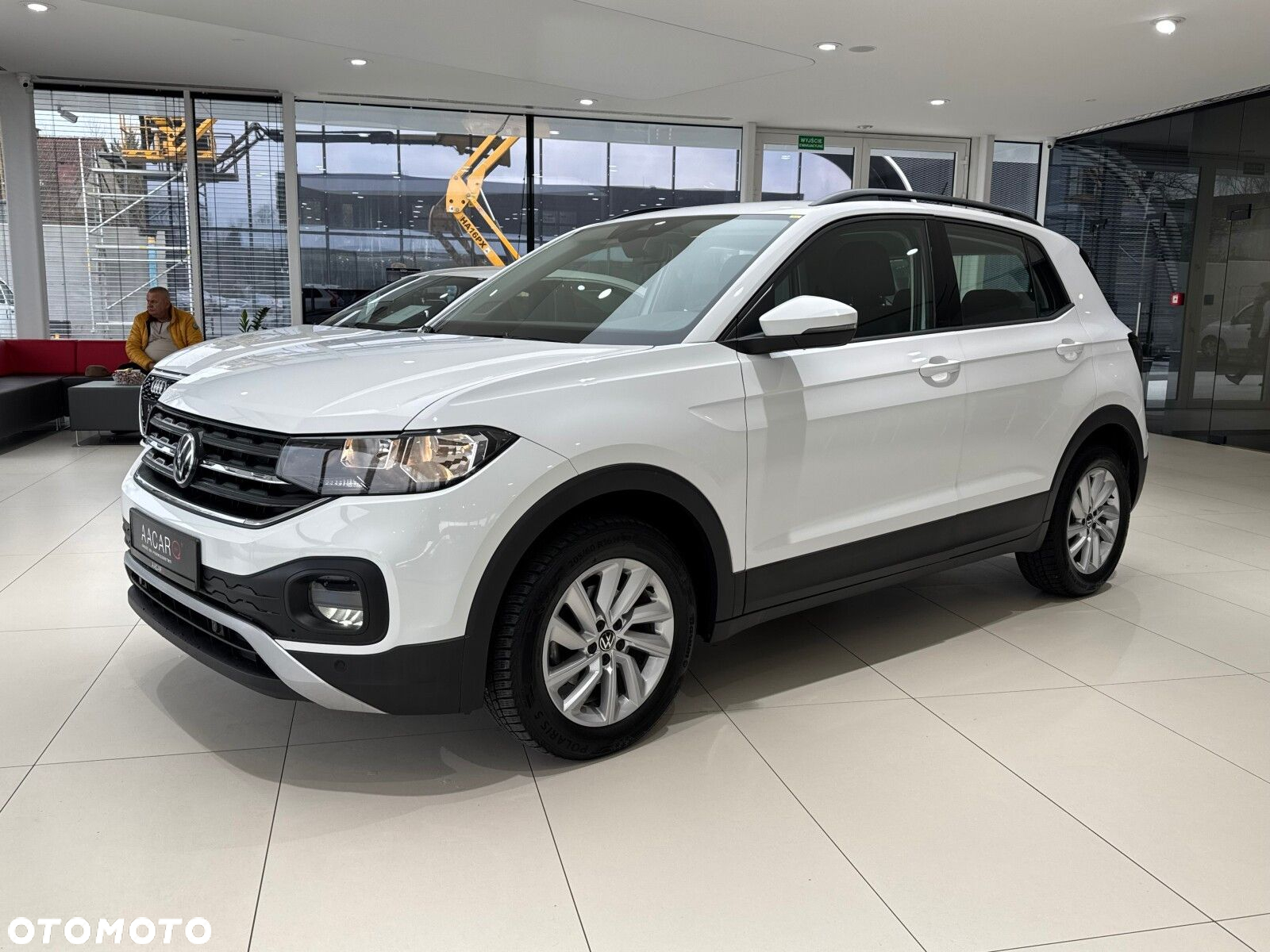 Volkswagen T-Cross 1.0 TSI Life - 2