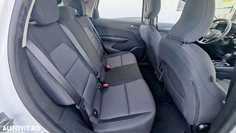Renault Arkana E-TECH 145 Evolution - 13