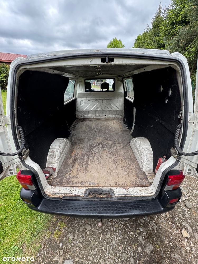 Volkswagen Transporter T4 2,5 TDI LONG Długi Zadbana ZDROWY - 16