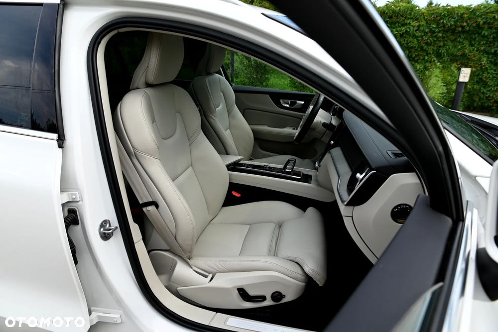 Volvo V60 B3 B Geartronic Inscription - 25