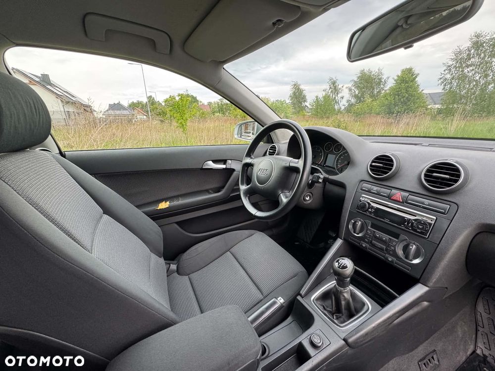 Audi A3 3-drzwiowe 1.6 Ambiente - 5