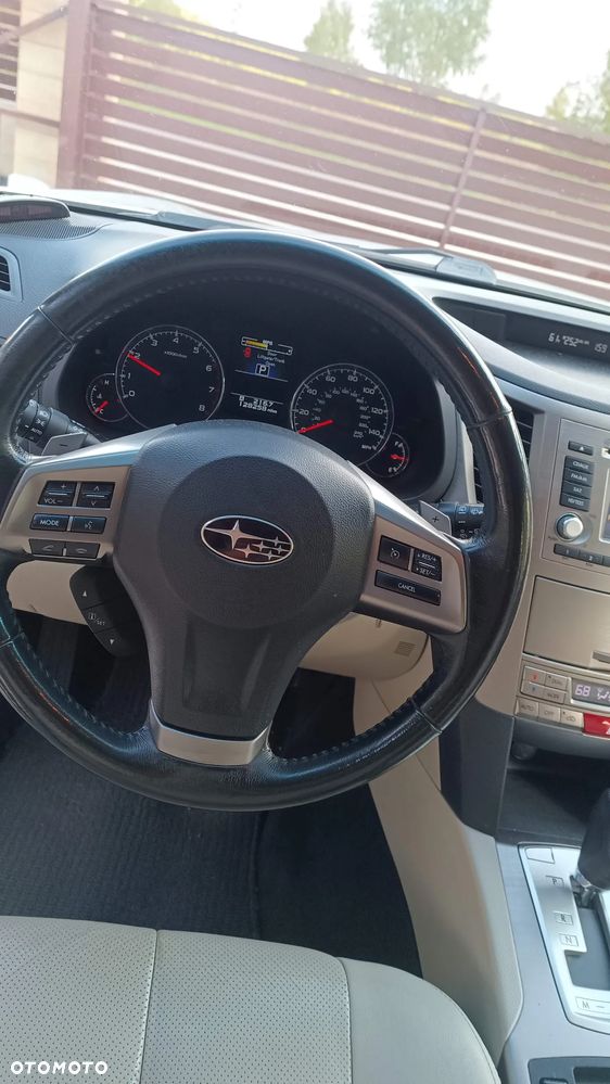 Subaru Outback - 9