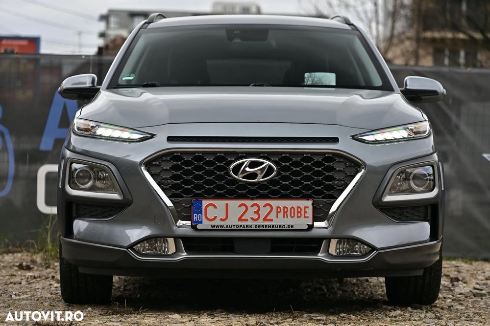 Hyundai KONA - 10