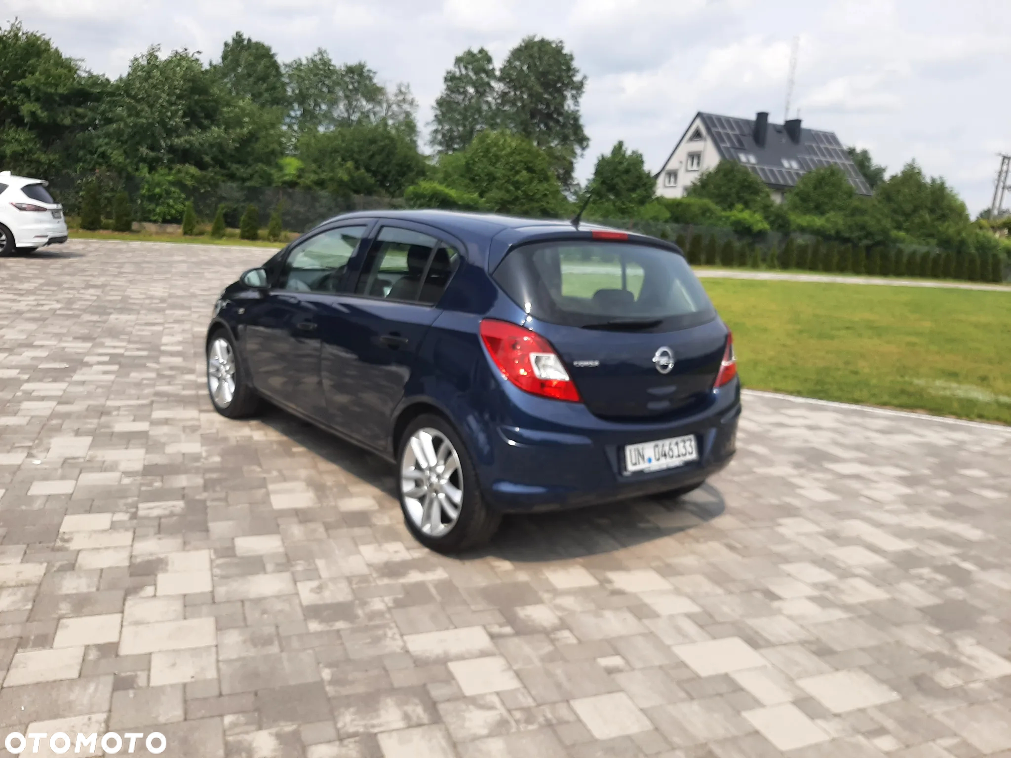 Opel Corsa 1.4 16V Edition - 9