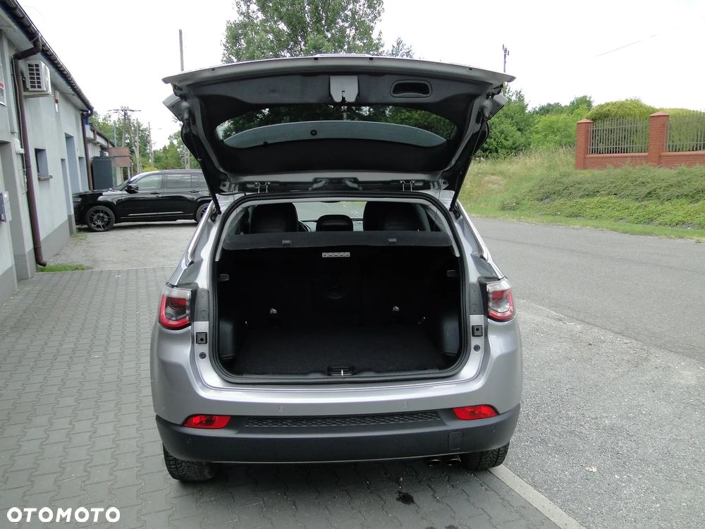 Jeep Compass 1.4 TMair Limited 4WD S&S - 31