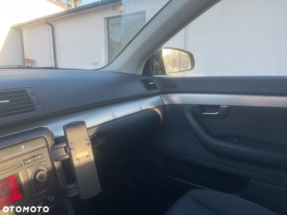 Audi A4 Avant 2.0 TDI DPF - 5