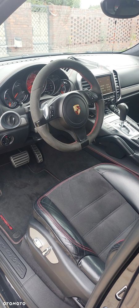Porsche Cayenne - 23