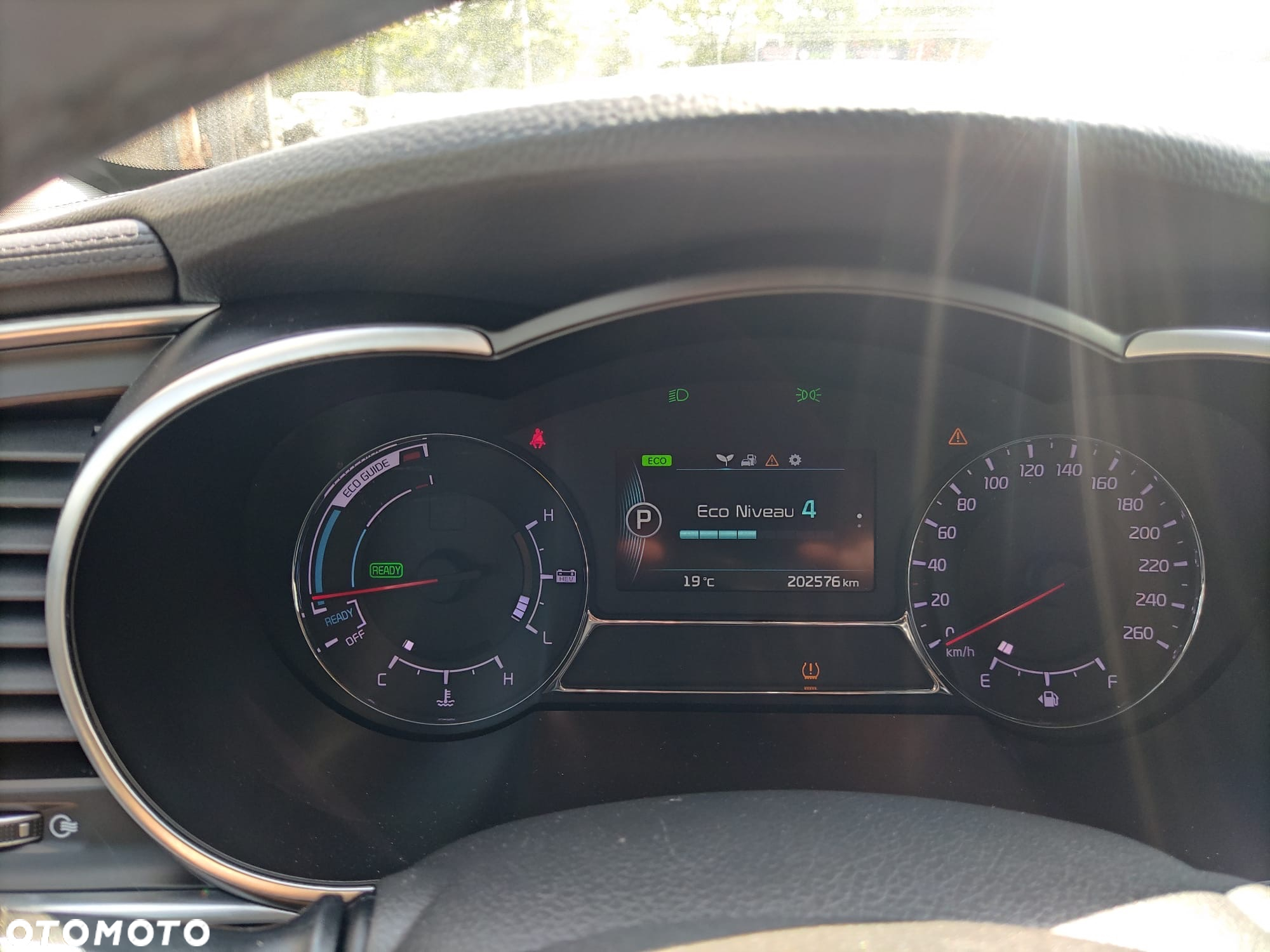 Kia Optima 2.0 CVVT Hybrid Attract - 28