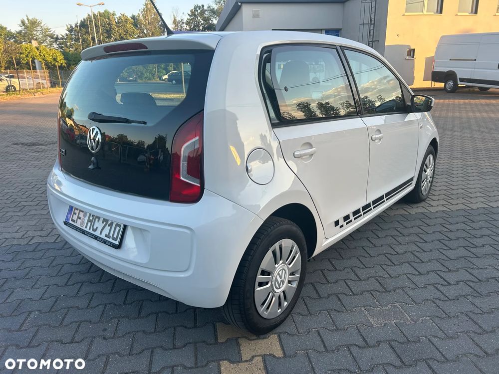 Volkswagen up! BlueMotion Technology move - 9