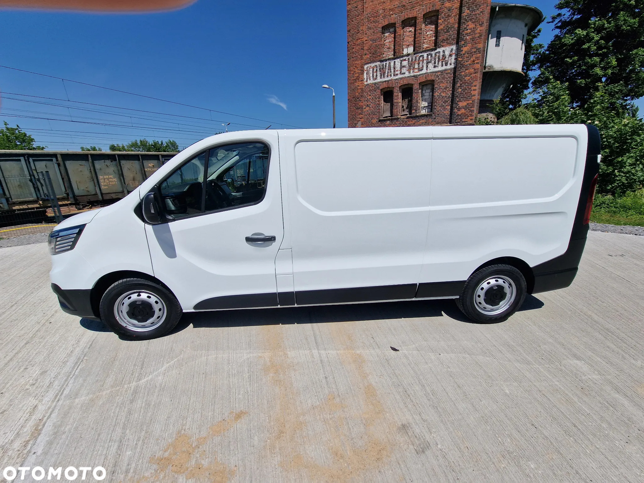 Renault Trafic - 13