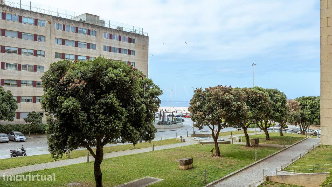Apartamento T3 com Varanda e Vista Mar em Matosinhos Sul - Grande imagem: 3/44
