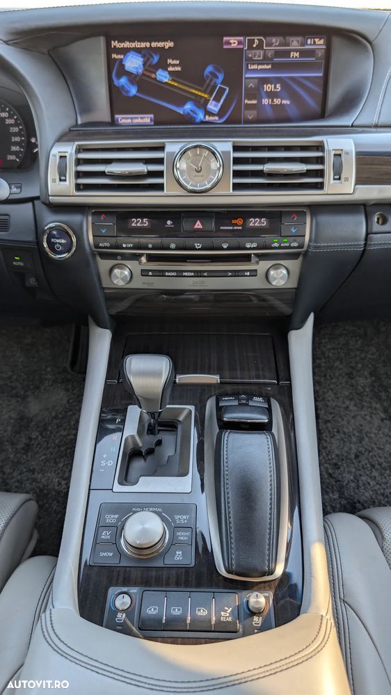 Lexus Seria LS - 9