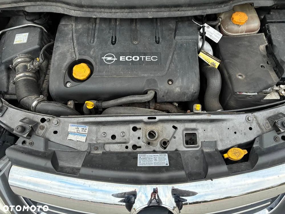 Opel Zafira - 13