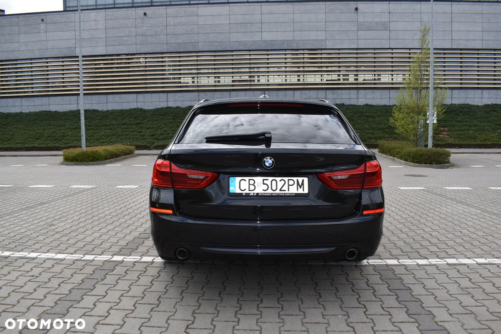 BMW Seria 5 518d Sport Line sport - 5